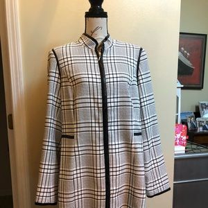 Sz XL White House Black Market Jacket